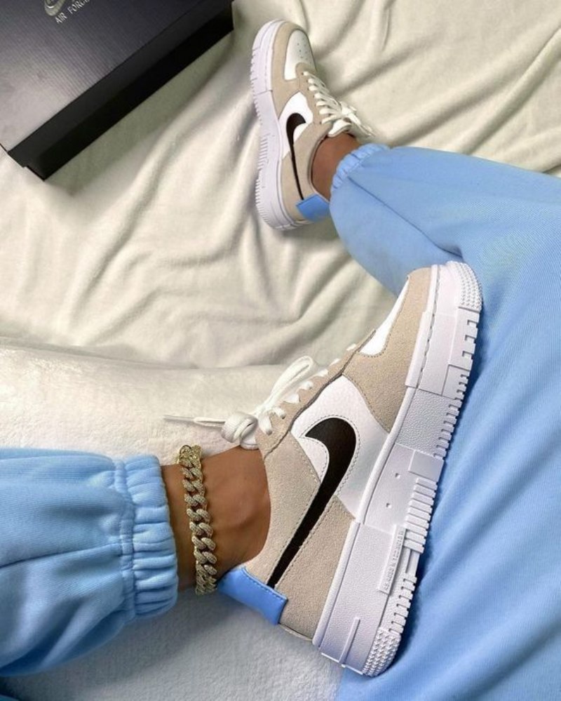 Air Force 1 Matalapikselin Aavikkohiekka