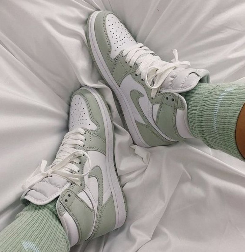 Air Jordan 1 High Og Seafoam