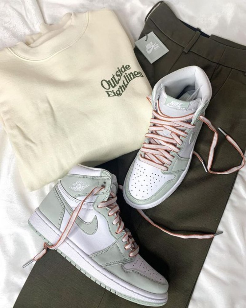 Air Jordan 1 High Og Seafoam