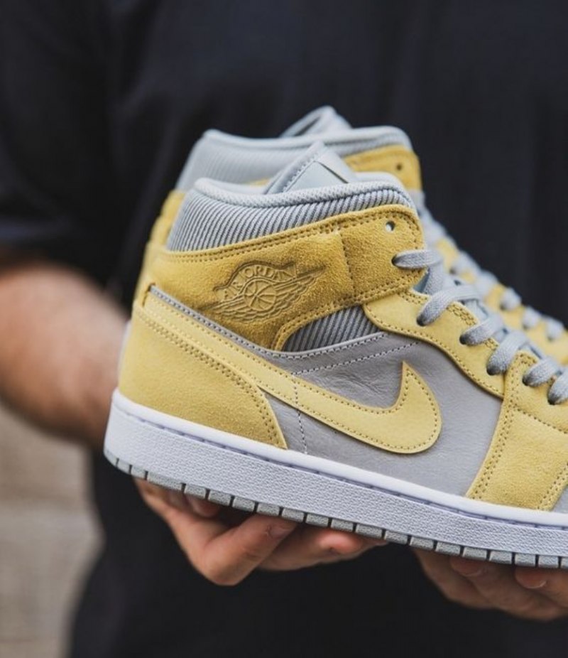 Air Jordan 1 Keskeiset Teksturit Keltainen