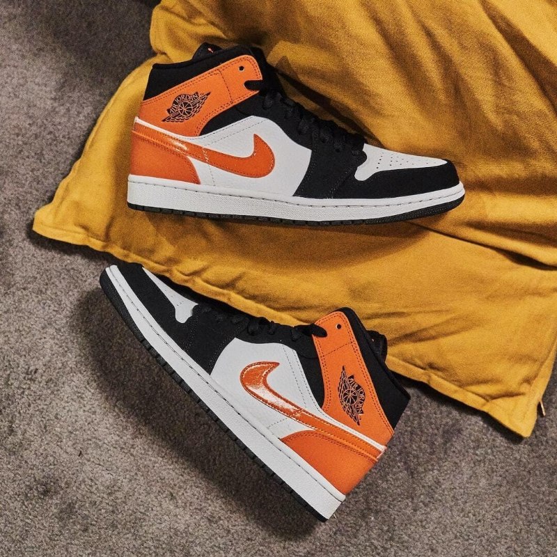 Air Jordan 1 Keskellä Rikkoutunut Taustaa