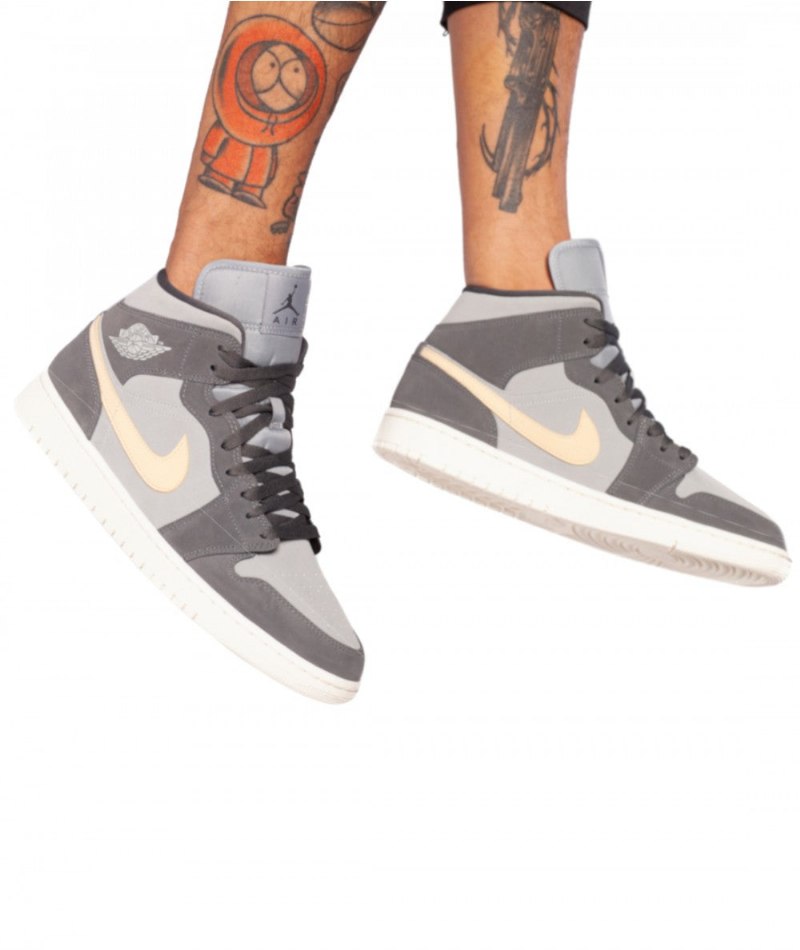 Air Jordan 1 Keskinharmaa Onyx