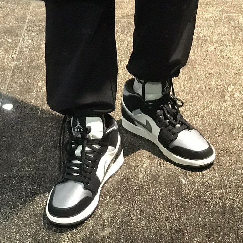 Air Jordan 1 Keskipatinin Harmaa Toe