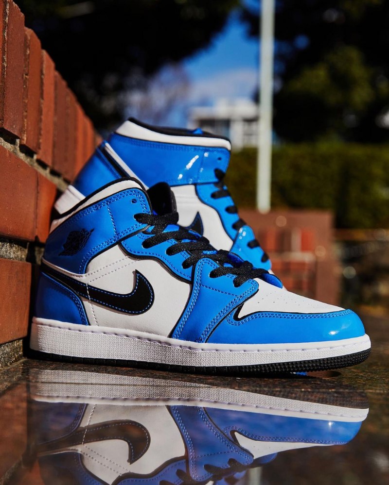Air Jordan 1 Keskipignaali Sininen