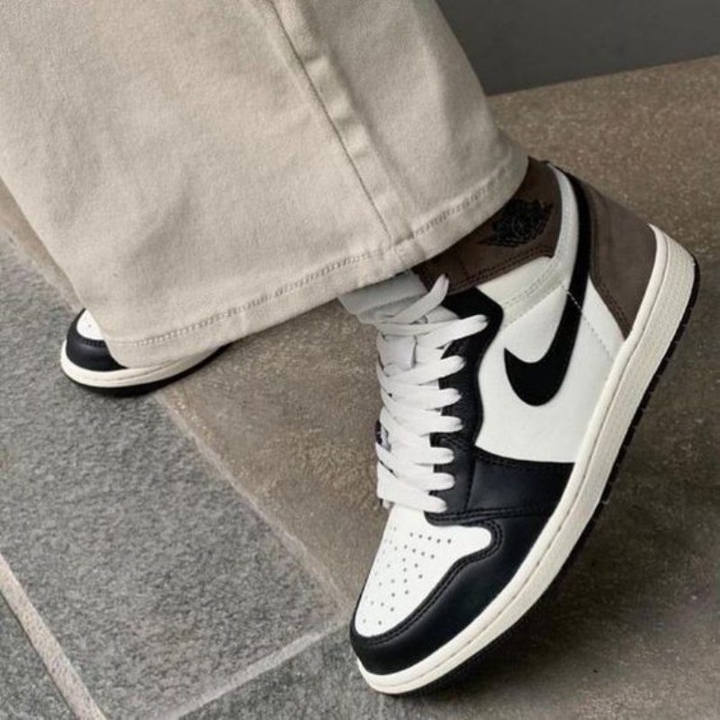Air Jordan 1 Korkea Tumma Mocha