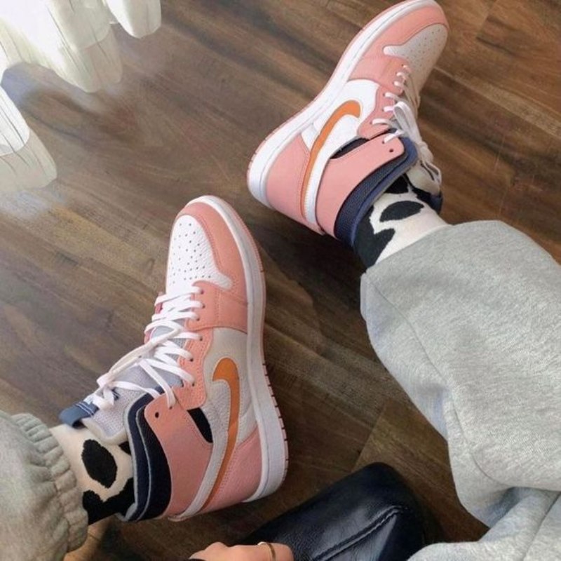 Air Jordan 1 Korkea Zoom Air cmft Pink Glaze