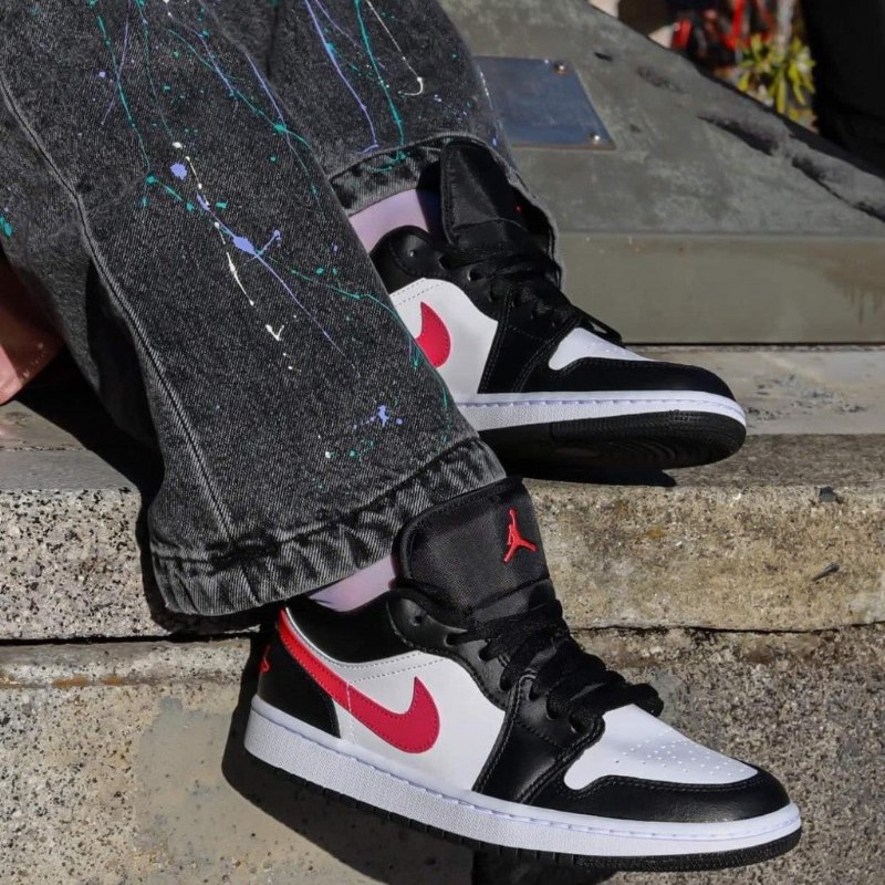 Air Jordan 1 Low Black Siren Punainen