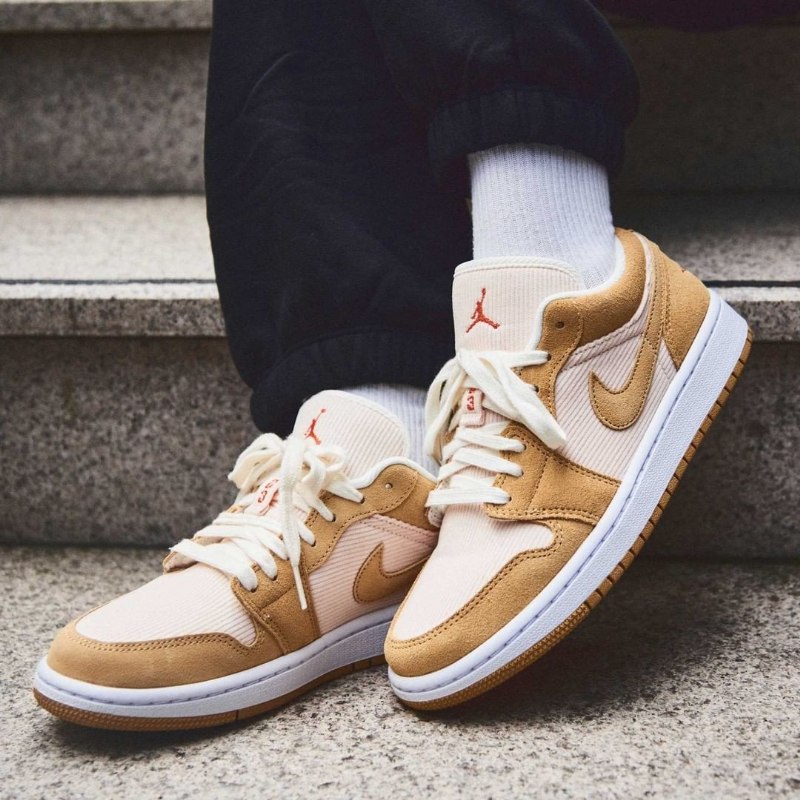 Air Jordan 1 Low Corduroy