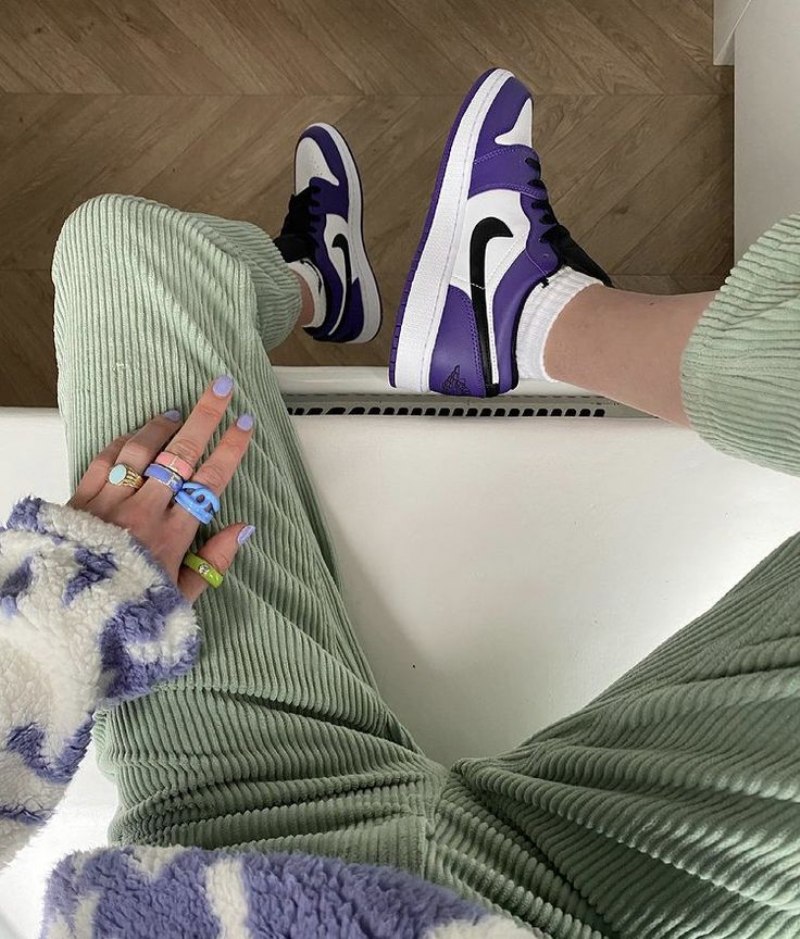 Air Jordan 1 Low Court Purple