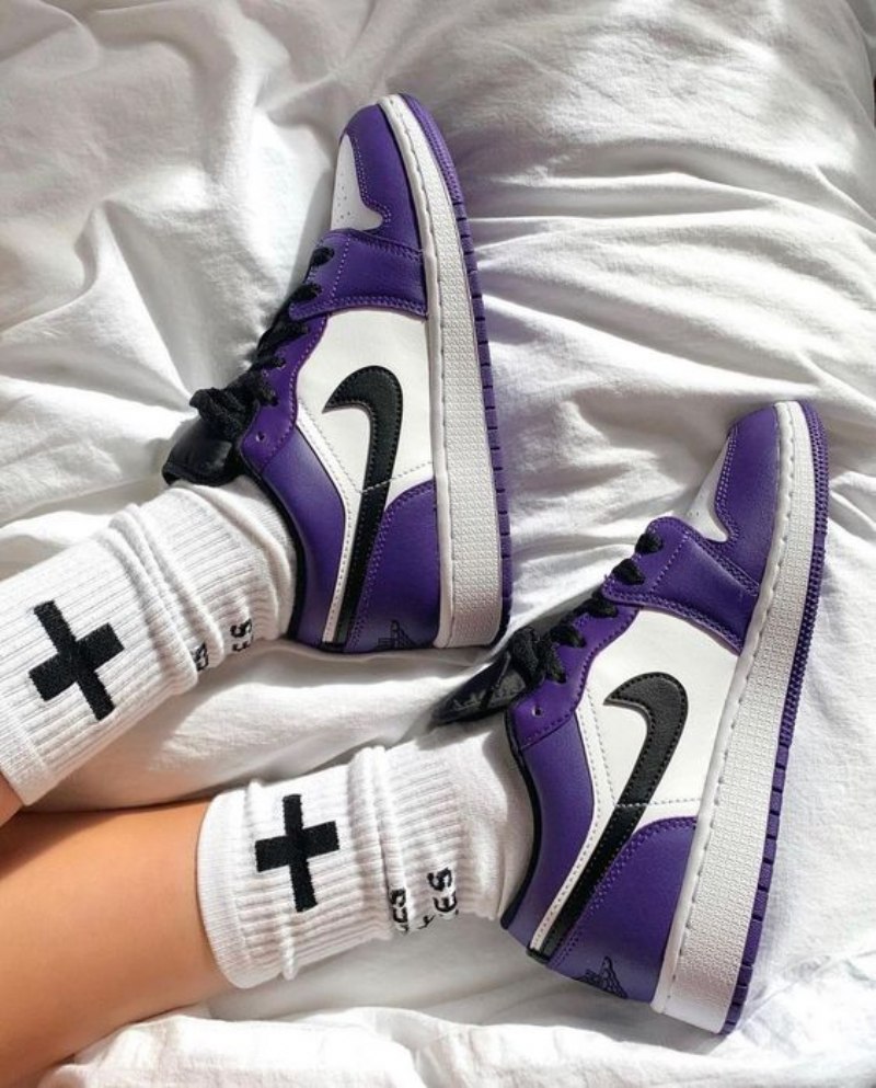 Air Jordan 1 Low Court Purple
