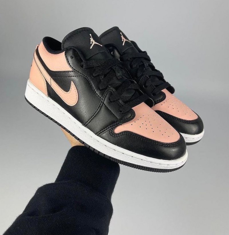 Air Jordan 1 Low Crimson Tint