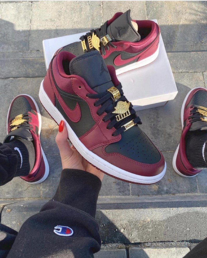 Air Jordan 1 Low Drk Pureroot