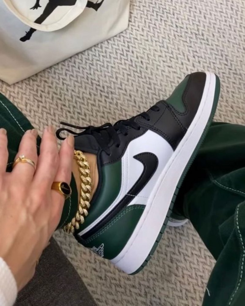 Air Jordan 1 Low Green Toe