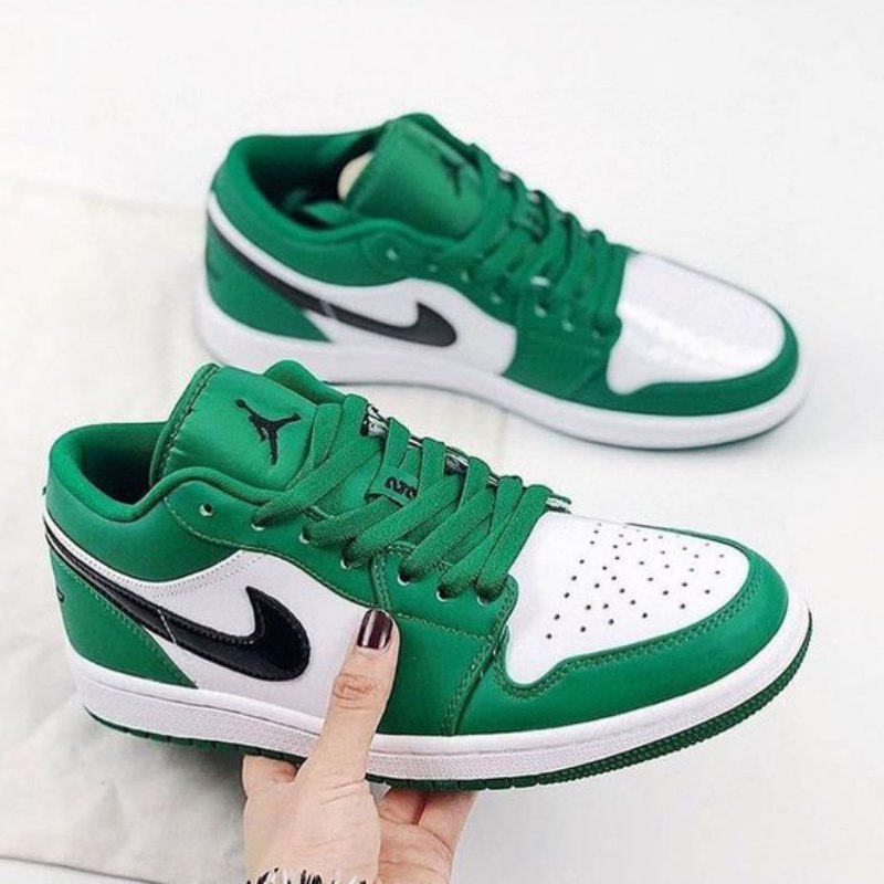 Air Jordan 1 Low Pine Green