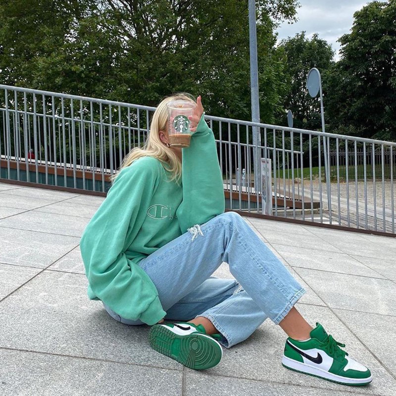Air Jordan 1 Low Pine Green