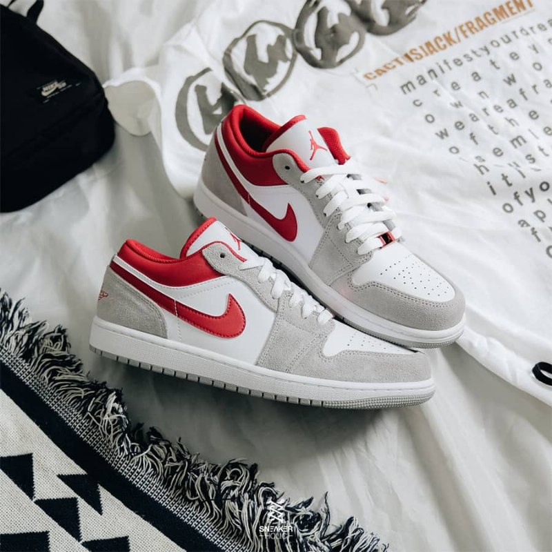 Air Jordan 1 Low Se Vaalea Savuharmaa Gym Punainen