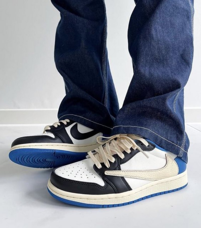 Air Jordan 1 Low Travis Scott Fragment