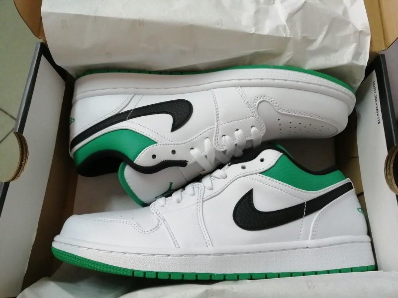 Air Jordan 1 Low White Lucky Green Black