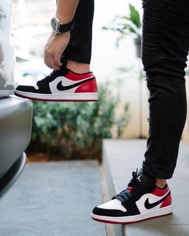 Air Jordan 1 Matala Musta Toe