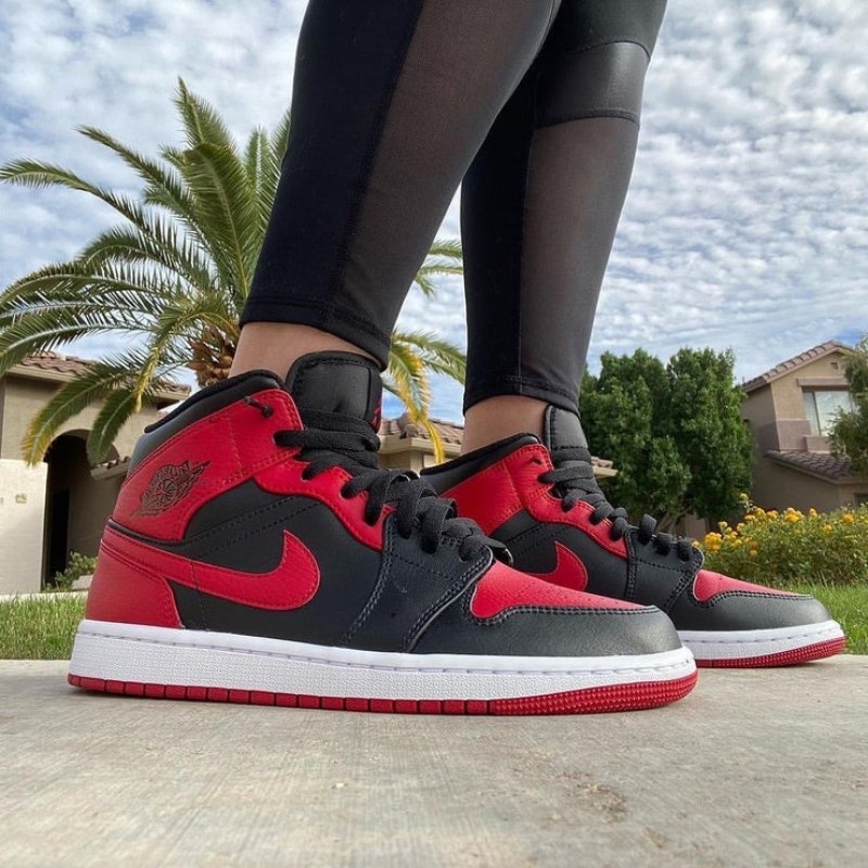 Air Jordan 1 Mid Banned (2020)