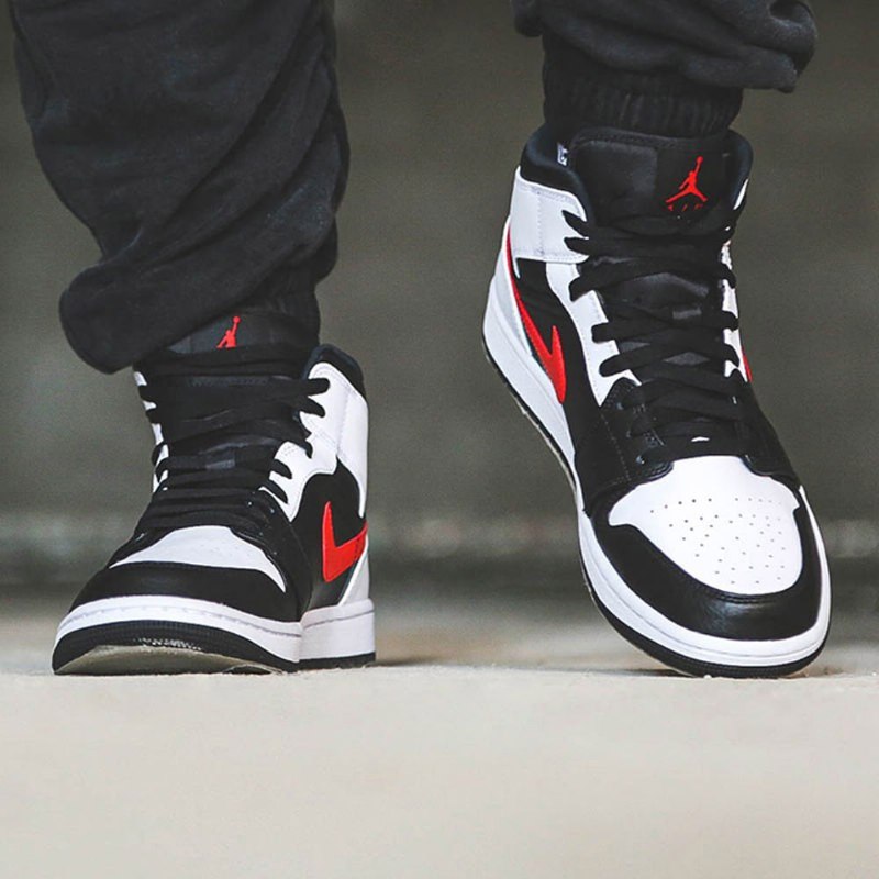 Air Jordan 1 Mid Black Chile Punainen Valkoinen