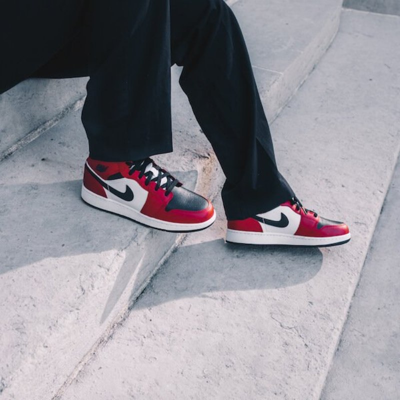 Air Jordan 1 Mid Chicago Musta Toe