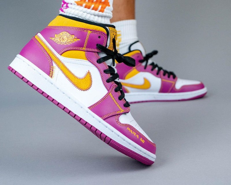Air Jordan 1 Mid Dia De Los Muertos