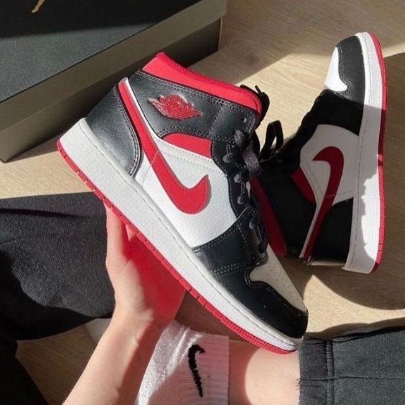 Air Jordan 1 Mid Gym Punainen Mustavalkoinen