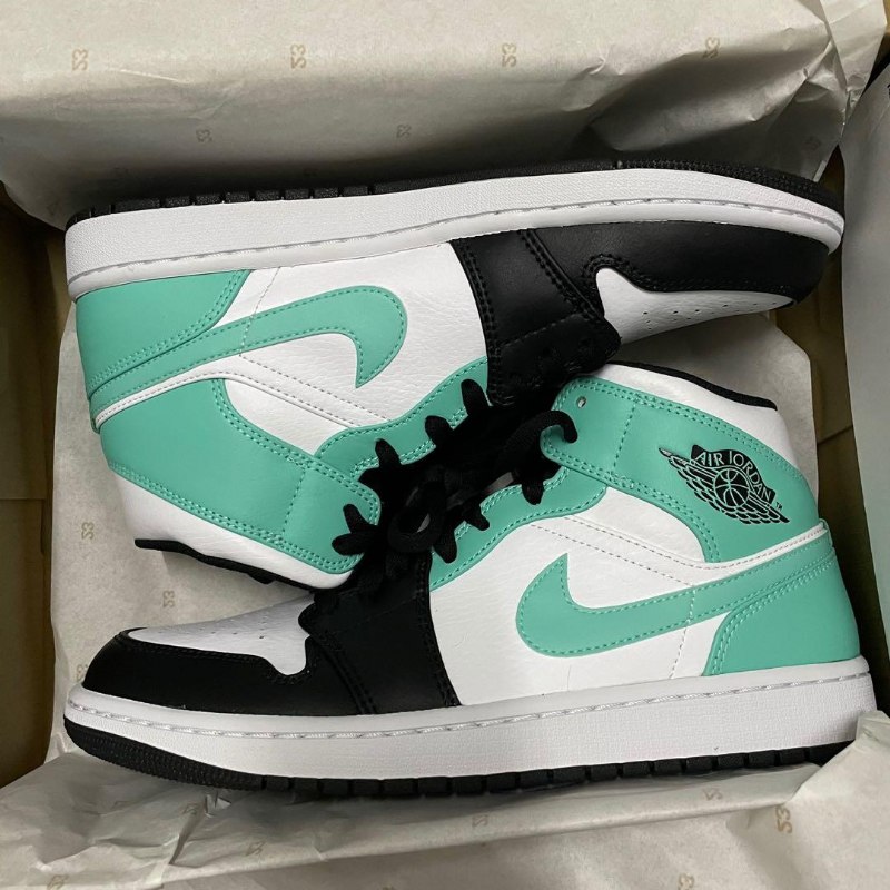 Air Jordan 1 Mid Island Green