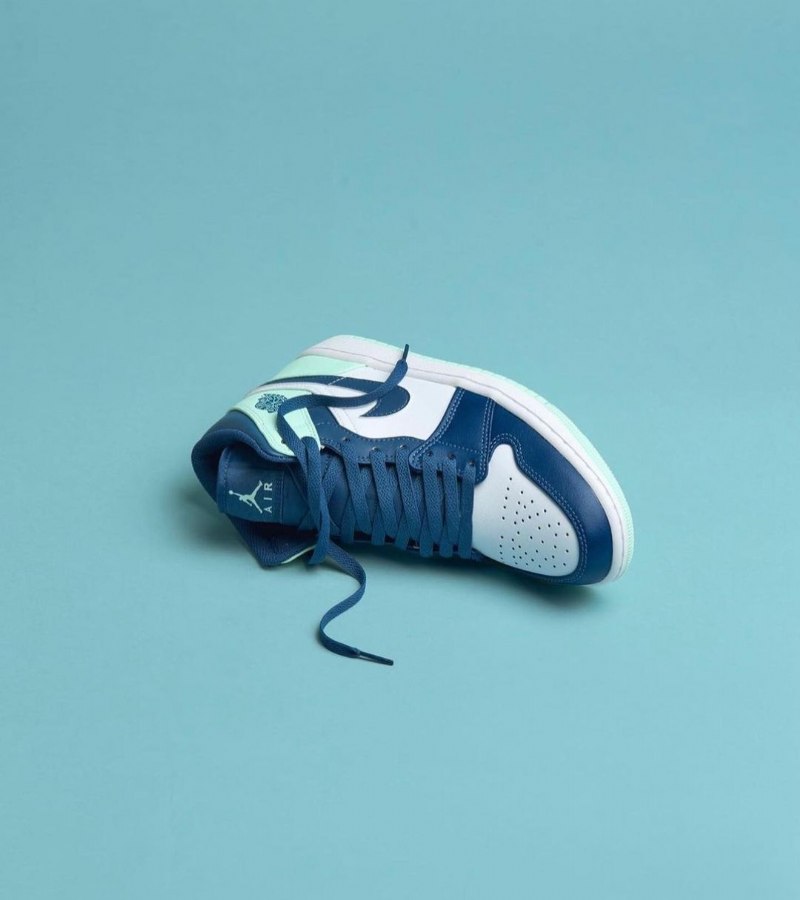 Air Jordan 1 Mid Mystic Navy Mintuvahto