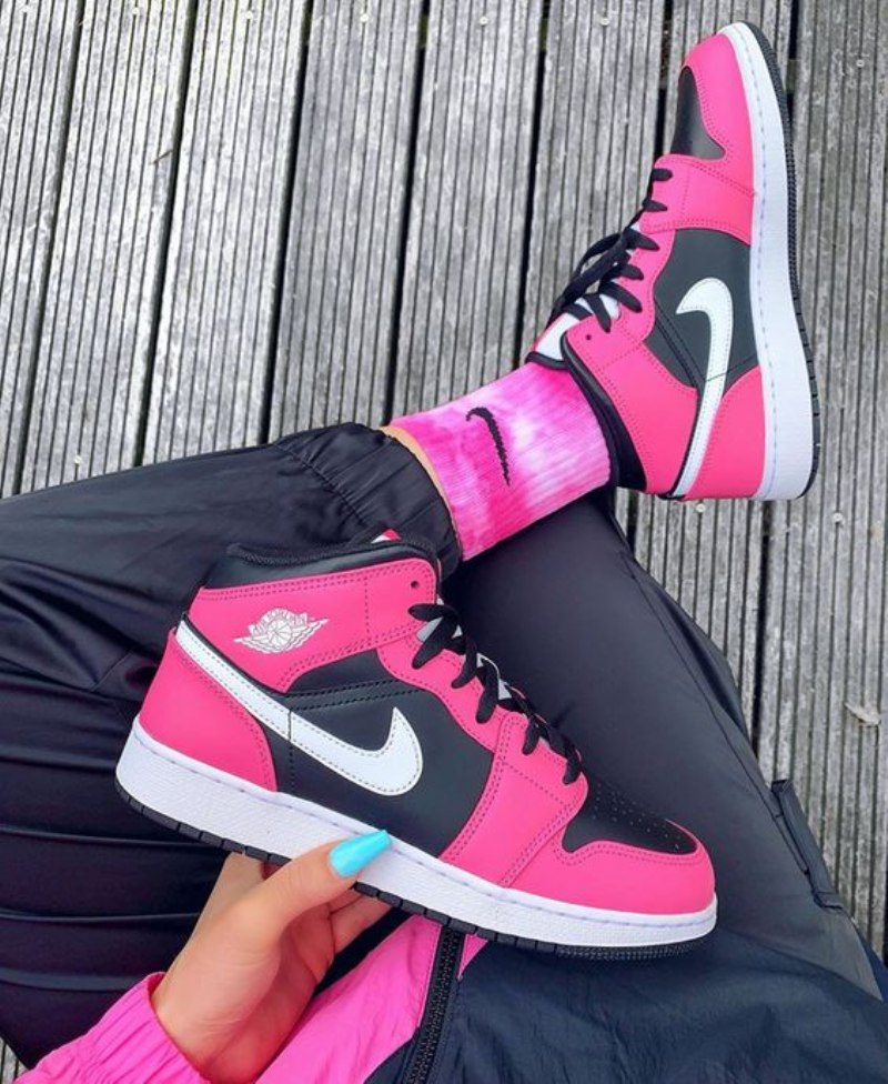 Air Jordan 1 Mid Pinksicle