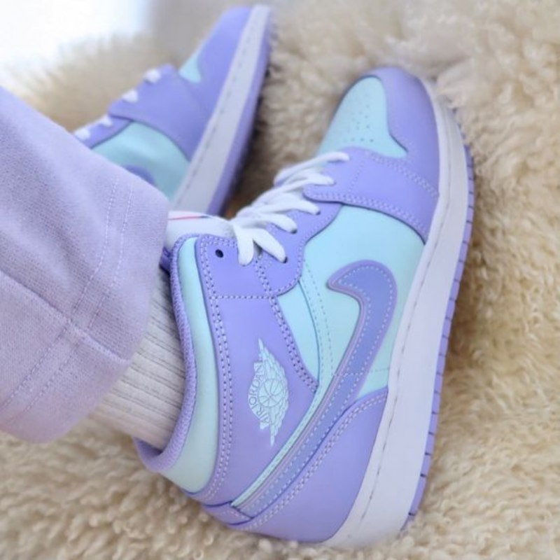 Air Jordan 1 Mid Purple Aqua