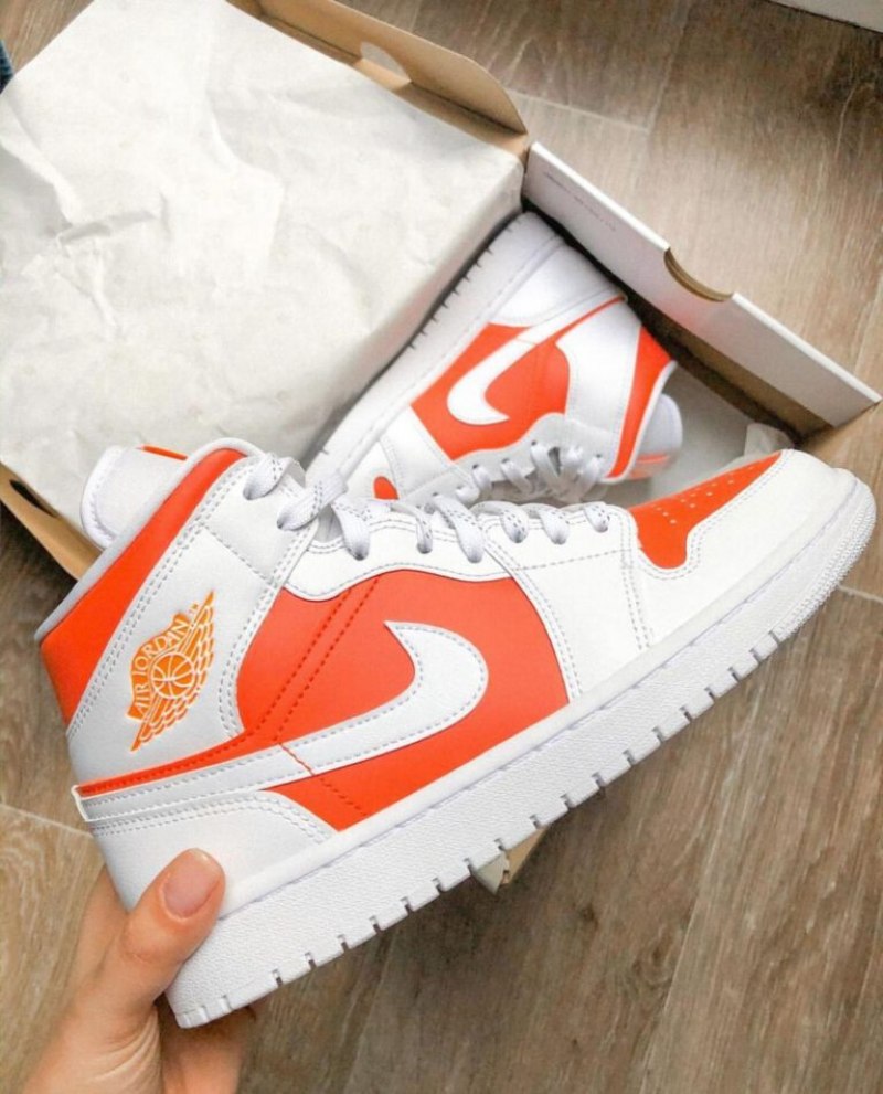 Air Jordan 1 Mid Se Bright Citrus