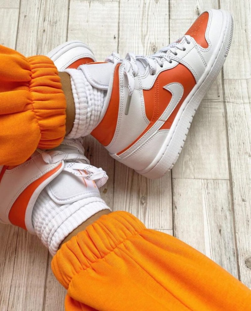 Air Jordan 1 Mid Se Bright Citrus