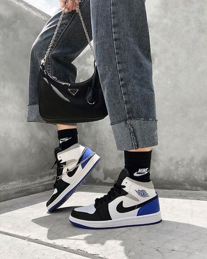 Air Jordan 1 Mid Se Game Royal