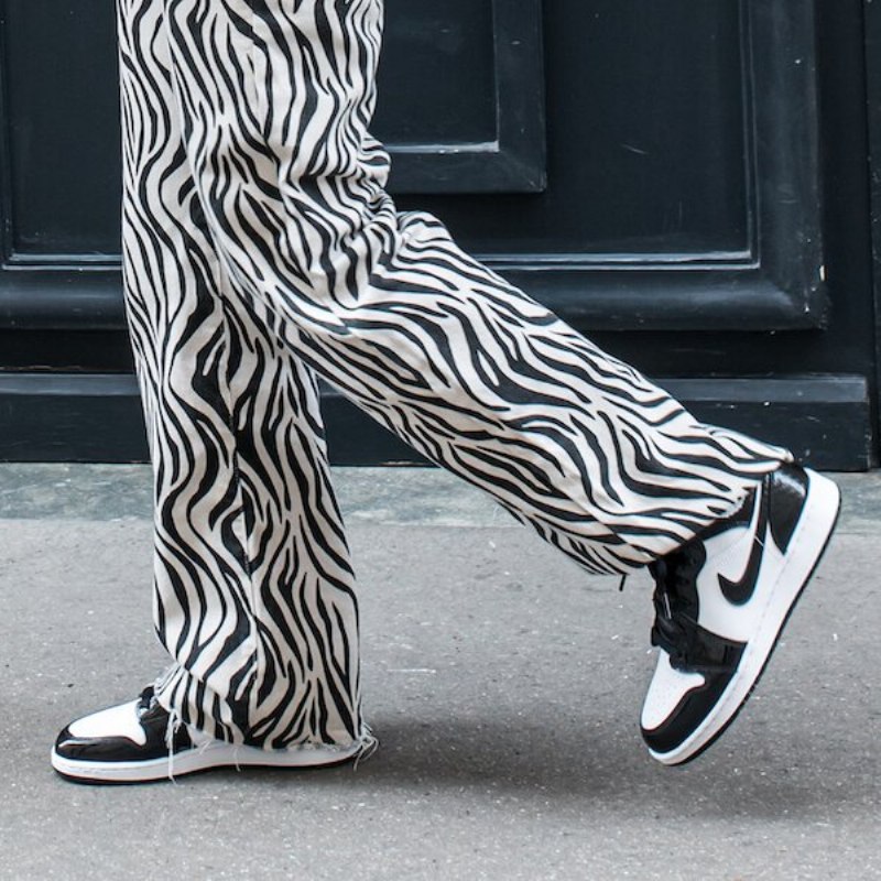 Air Jordan 1 Mid Se Hiilikuitu