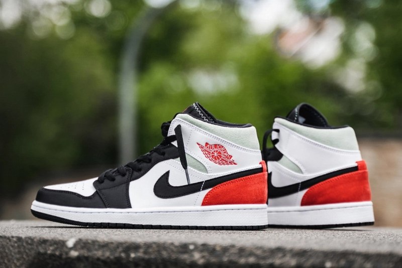 Air Jordan 1 Mid Se Union Musta Toe