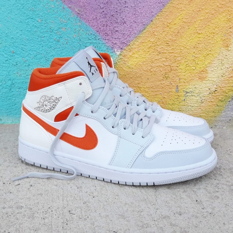 Air Jordan 1 Mid Starfish