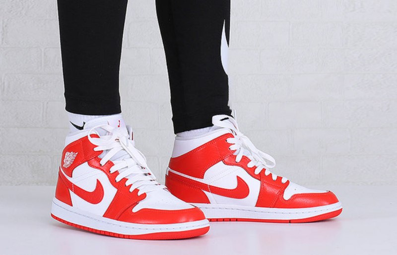 Air Jordan 1 Mid Syracuse