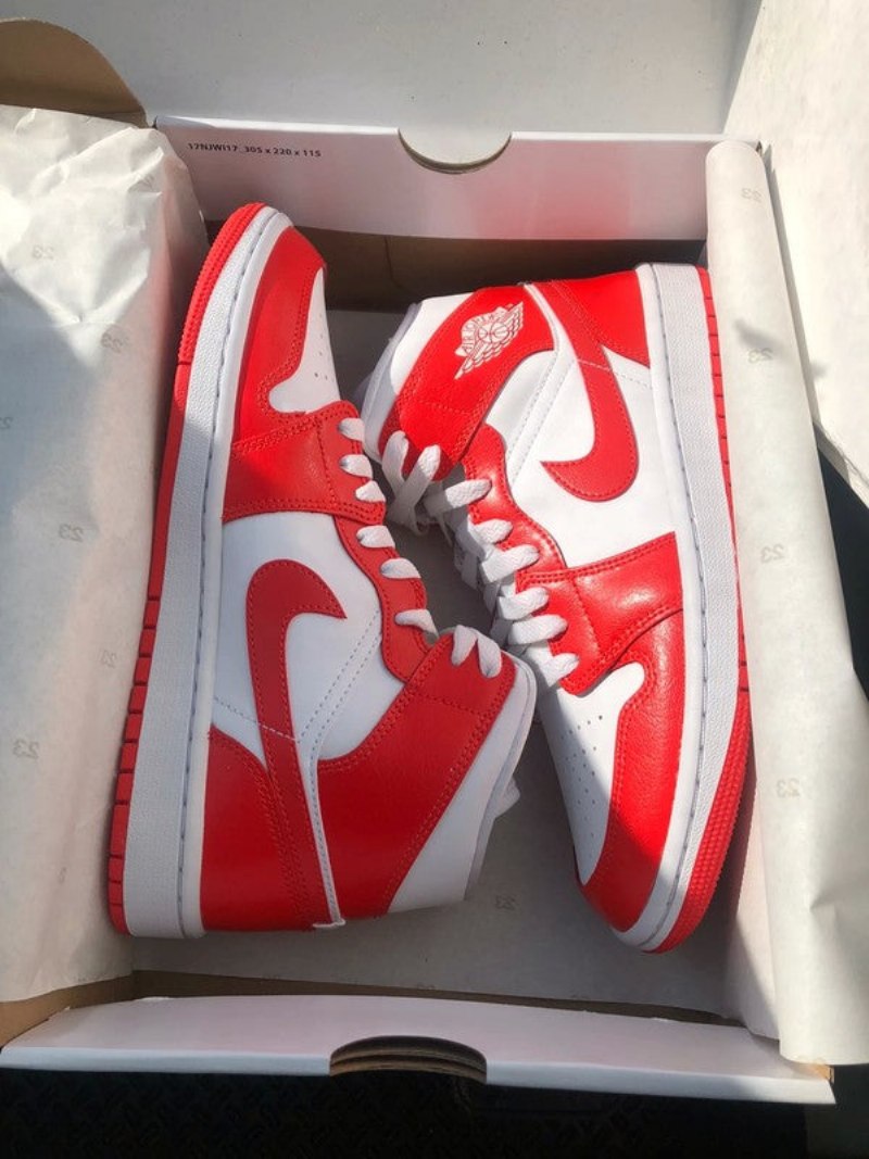 Air Jordan 1 Mid Syracuse