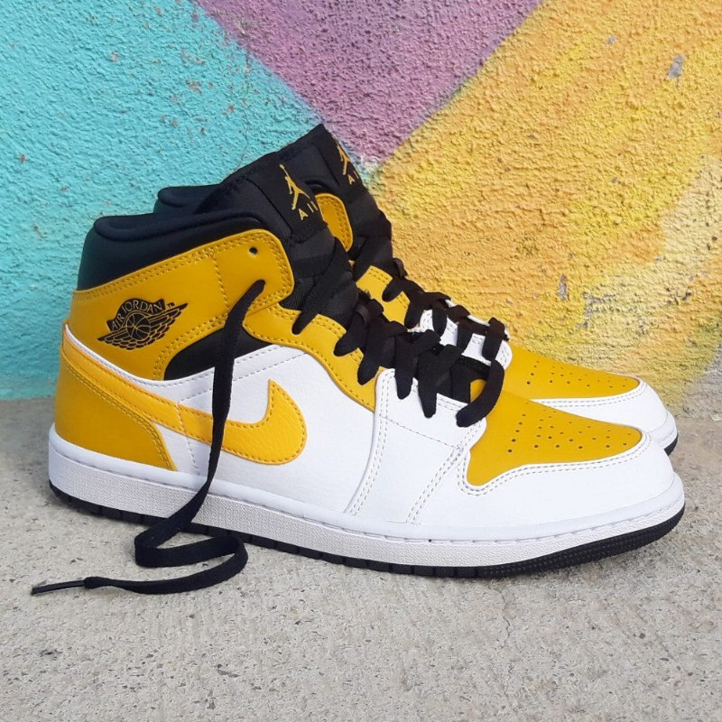 Air Jordan 1 Mid University Gold