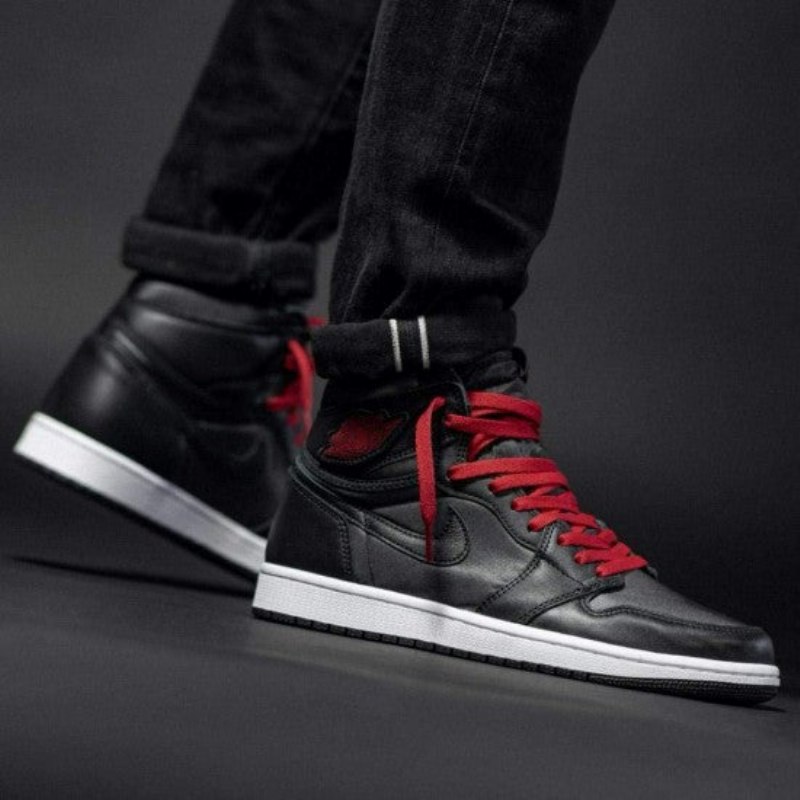 Air Jordan 1 Retro High Black Gym Red