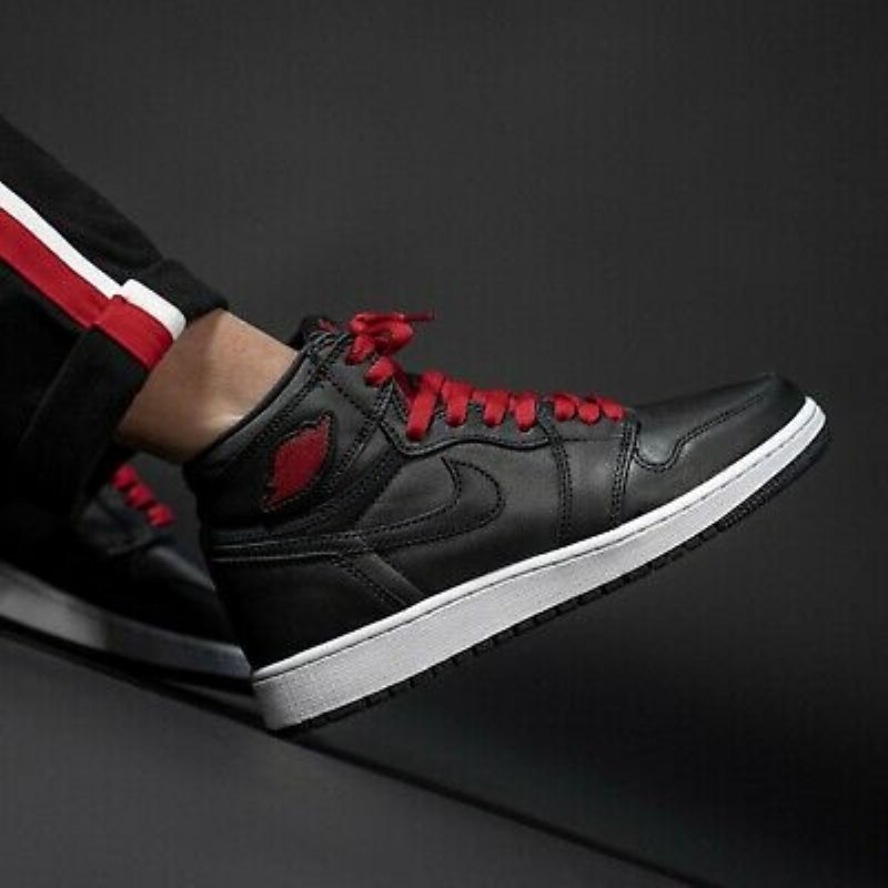 Air Jordan 1 Retro High Black Gym Red