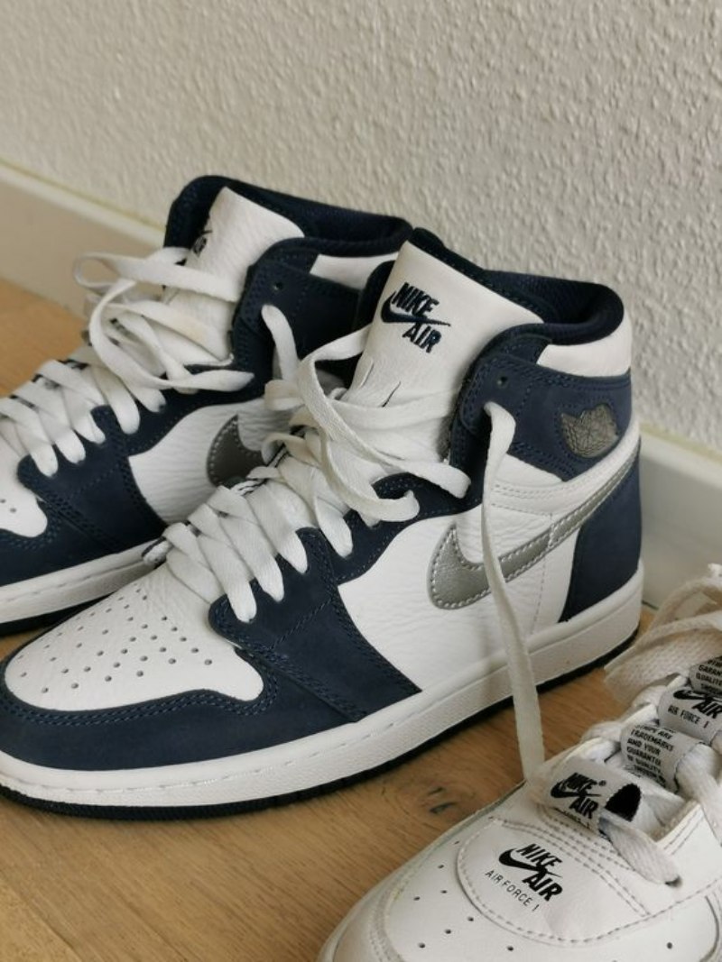 Air Jordan 1 Retro High Midnight Navy (2020)