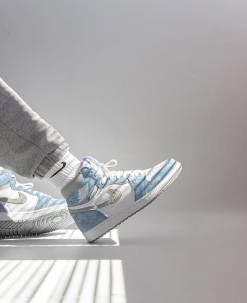 Air Jordan 1 Retro High Og Hyper Royal