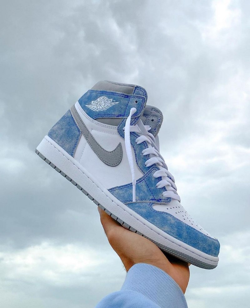 Air Jordan 1 Retro High Og Hyper Royal