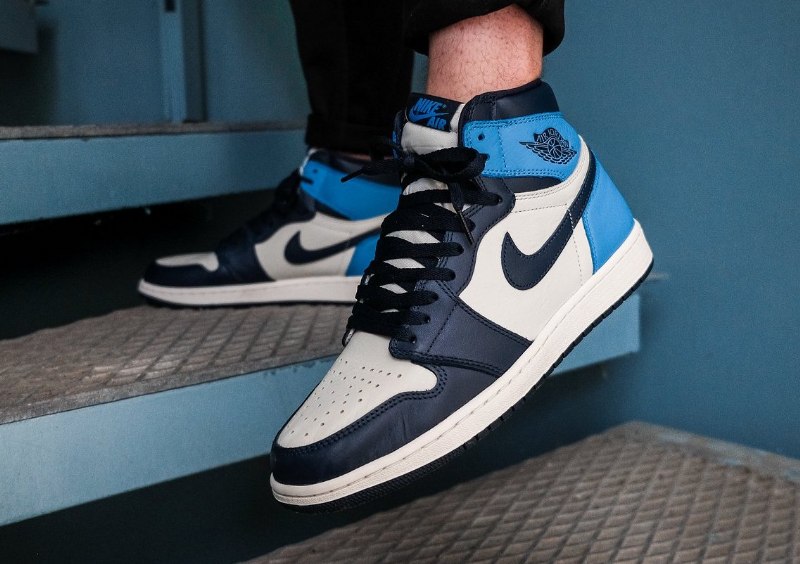 Air Jordan 1 Retro High Og Obsidiaan Unc 2019