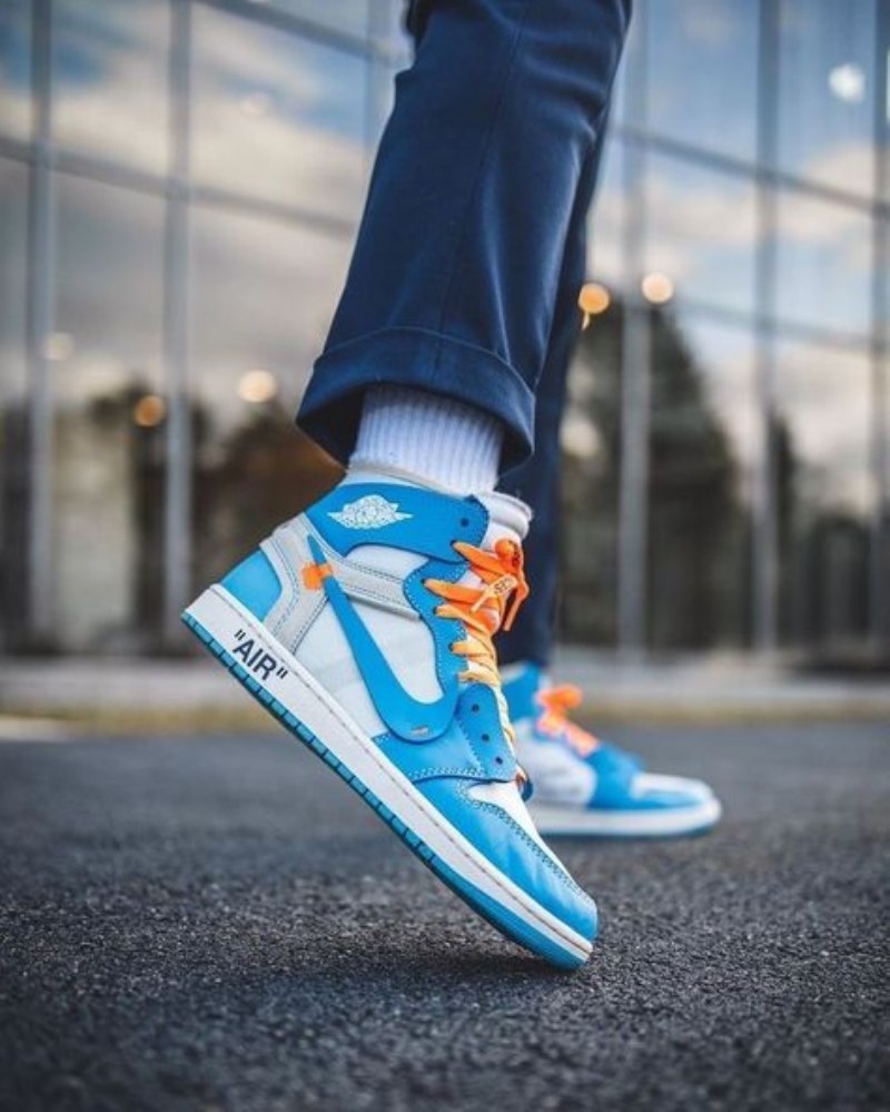 Air Jordan 1 Retro Korkea Laamenvalkoinen Yliopistosininen