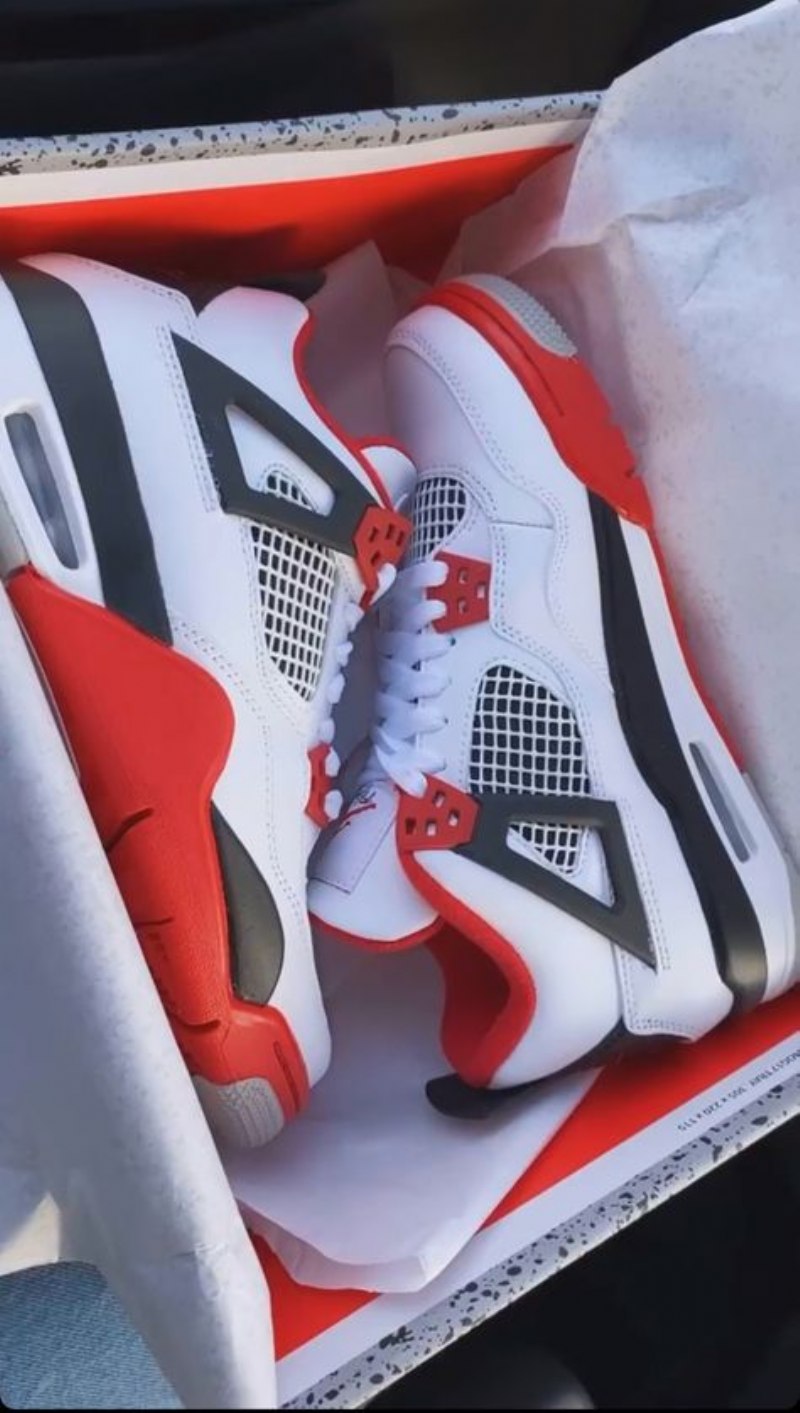 Air Jordan 4 Retro Fire Red (2020)
