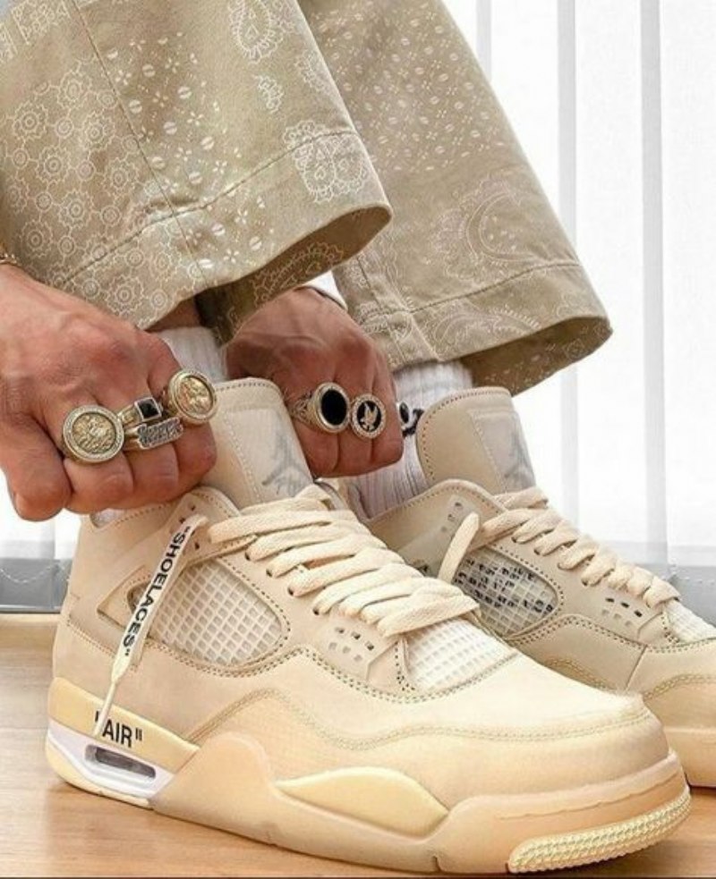 Air Jordan 4 Retro On-valkoinen Purje